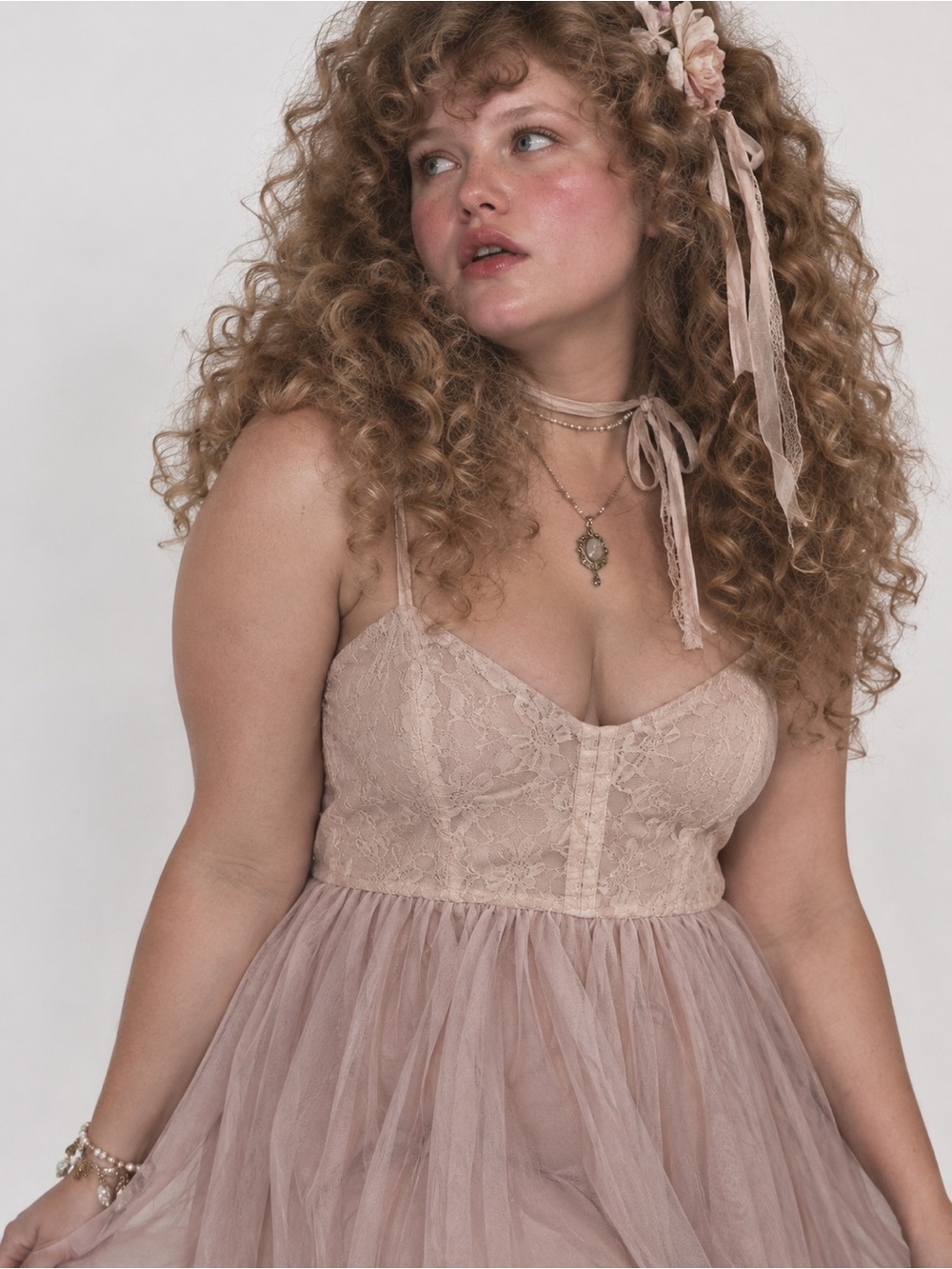 Lace Bodice Tulle Dress in Light Taupe